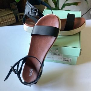 Mia girl ,Sabrina ,black size 11 m.